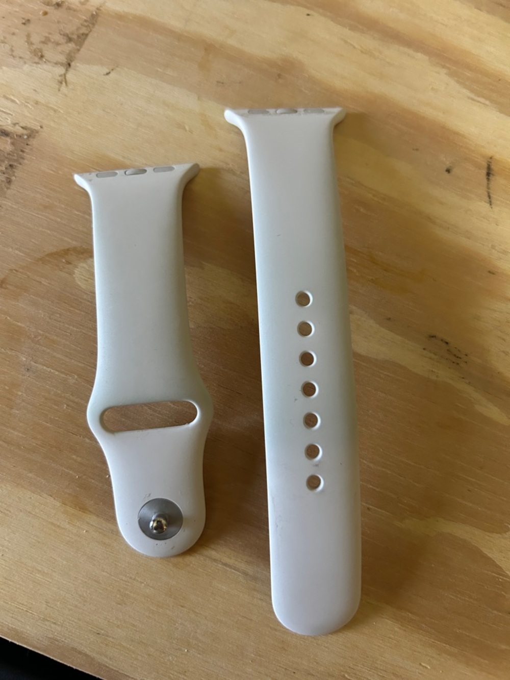 Apple 2025 Starlight White Silicone Smartwatch Band 40mm